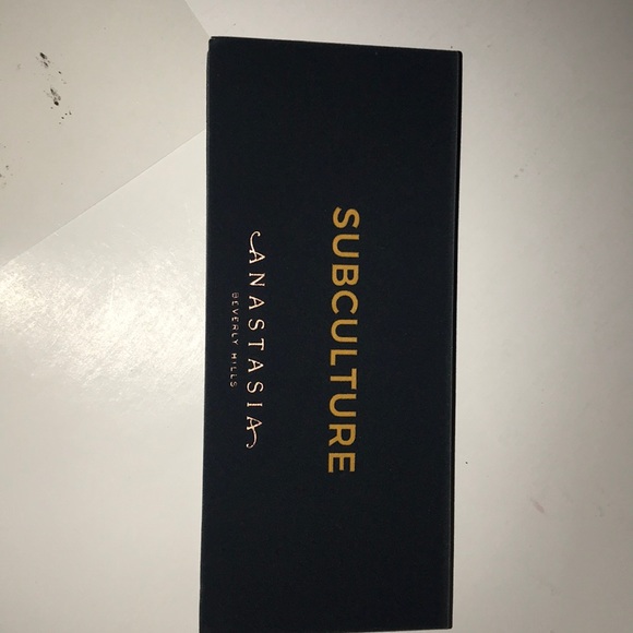 Anastasia Beverly Hills subculture eye  shadow - Picture 8 of 8